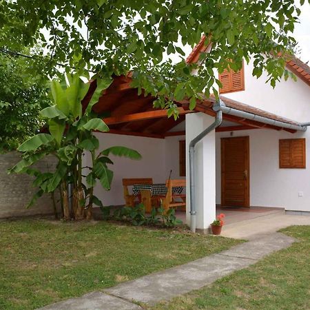 Apartment Balatonbereny 8 外观 照片