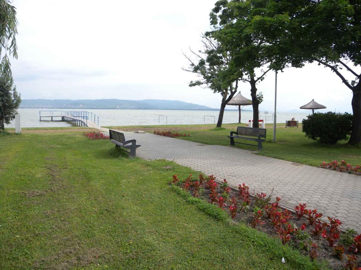 Apartment Balatonbereny 8 外观 照片