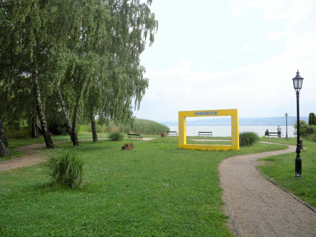 Apartment Balatonbereny 8 外观 照片